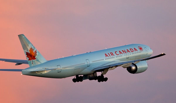 Air Canada Flight from Vancouver to Hawaii Turns Midway on Christmas Eve