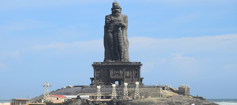 Thiruvalluvar Statue