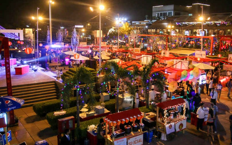 Asian Hawkers Market 