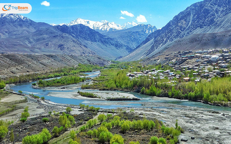 Location of the offbeat Suru River Valley