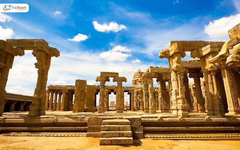 Visitor Attractions in Lepakshi