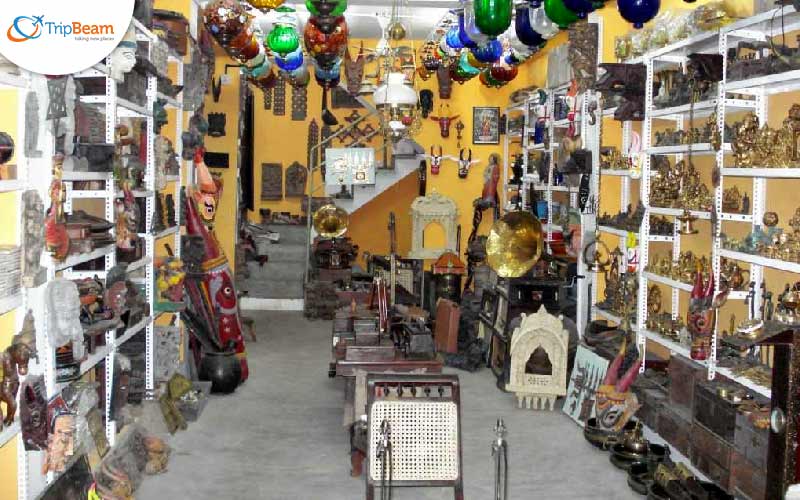 Antiques Market In Jew Town Cochin