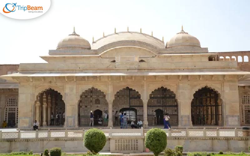 SHEESH MAHAL DIWAN E KHAS