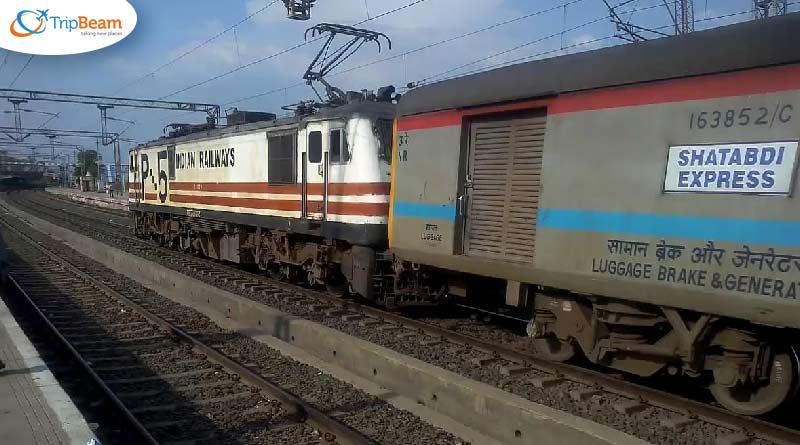 Bhopal (Habibganj) – New Delhi Shatabdi Express