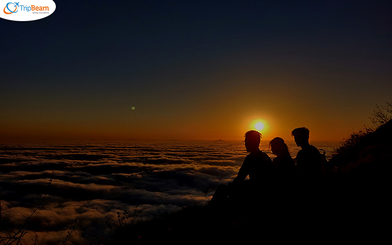 Skandagiri Ride Ending with a Trek